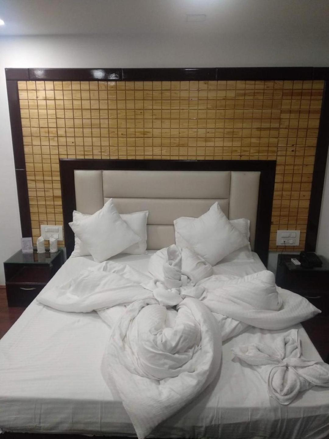 Hotel Bliss , أنانتناج المظهر الخارجي الصورة